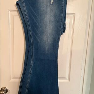 KanCan Women’s Blue Denim Jeans - Classic Mid Wash